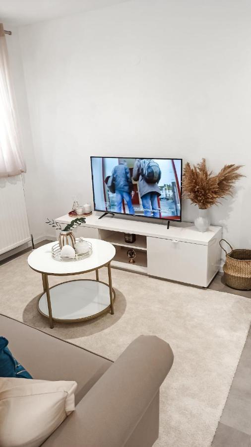 Schone 2 Zw In Sindelfingen - Maichingen *Daimler Apartment ภายนอก รูปภาพ